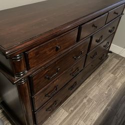 Cherry Wood Dresser