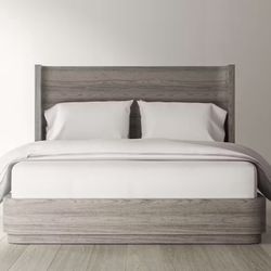 Saatva  Corsica Queen Foundation and with Headboard ❤️