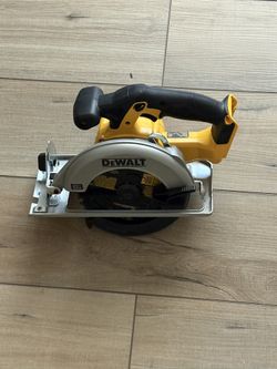 DeWalt 20V MAX 6-1/2" Circular Saw