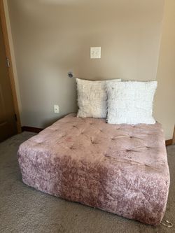 Plush Pink Floor Chair 