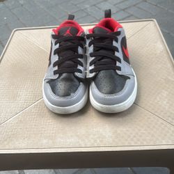 Jordan 1 Low Alt Black/Fire Red-Cement Grey 