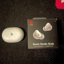Beats Studio Buds