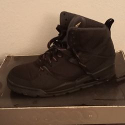 Jordan Flight Boots