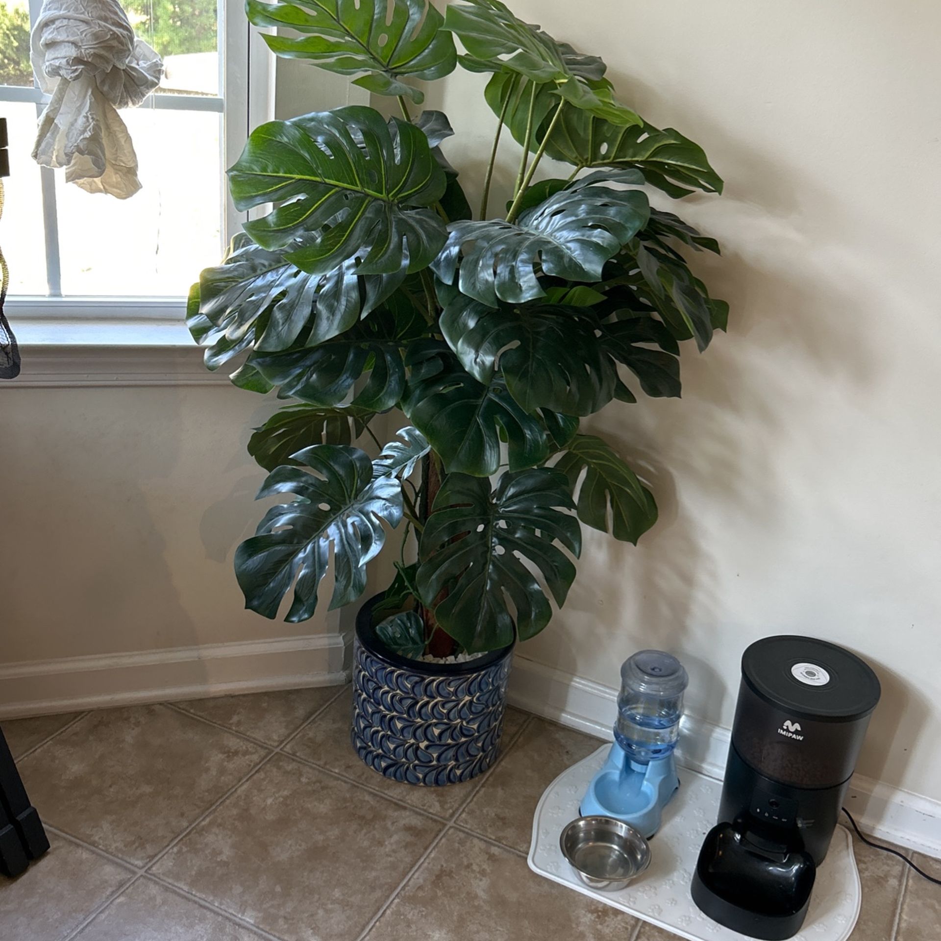 Fake Plant / Tree for Sale in Riverton, NJ OfferUp