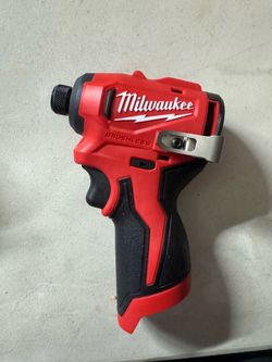 Milwaukee M12 Brushless Impact Driver
