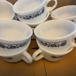 12 Pyrex Cups ***Read Description ***