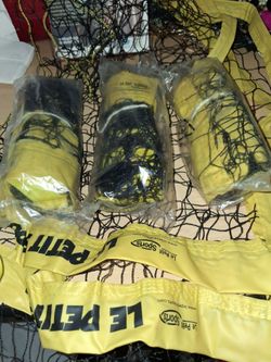 4 pickleball Nets all 6 dollars