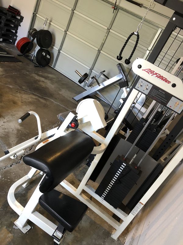 Life fitness bicep curl machine for Sale in Torrance, CA OfferUp