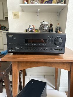 ONKYO TX-SR701