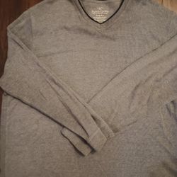 Long Sleeve V neck 