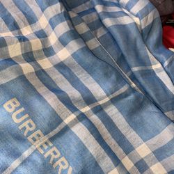 Burberry Scarf 