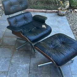 beautiful original set of vintage Eames style LOUNGE CHAIR with matching OTTOMAN And Others 
