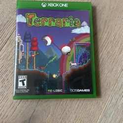 Pre-Owned Terraria for Xbox One