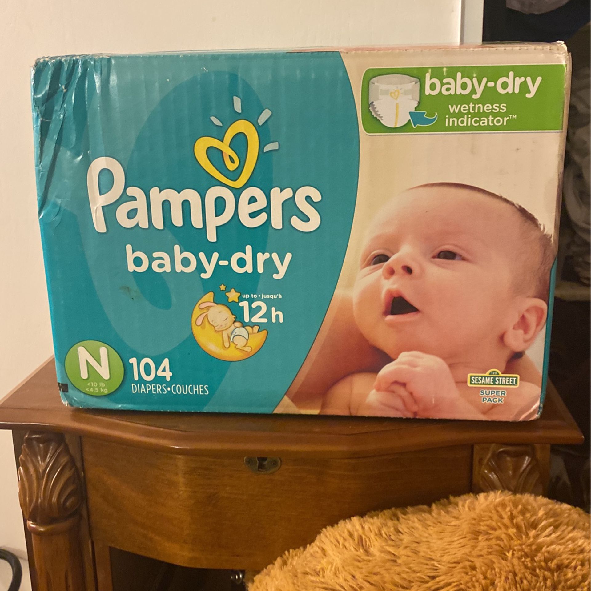 Pampers Newborn <10 lb <4.5 104 Diapers 