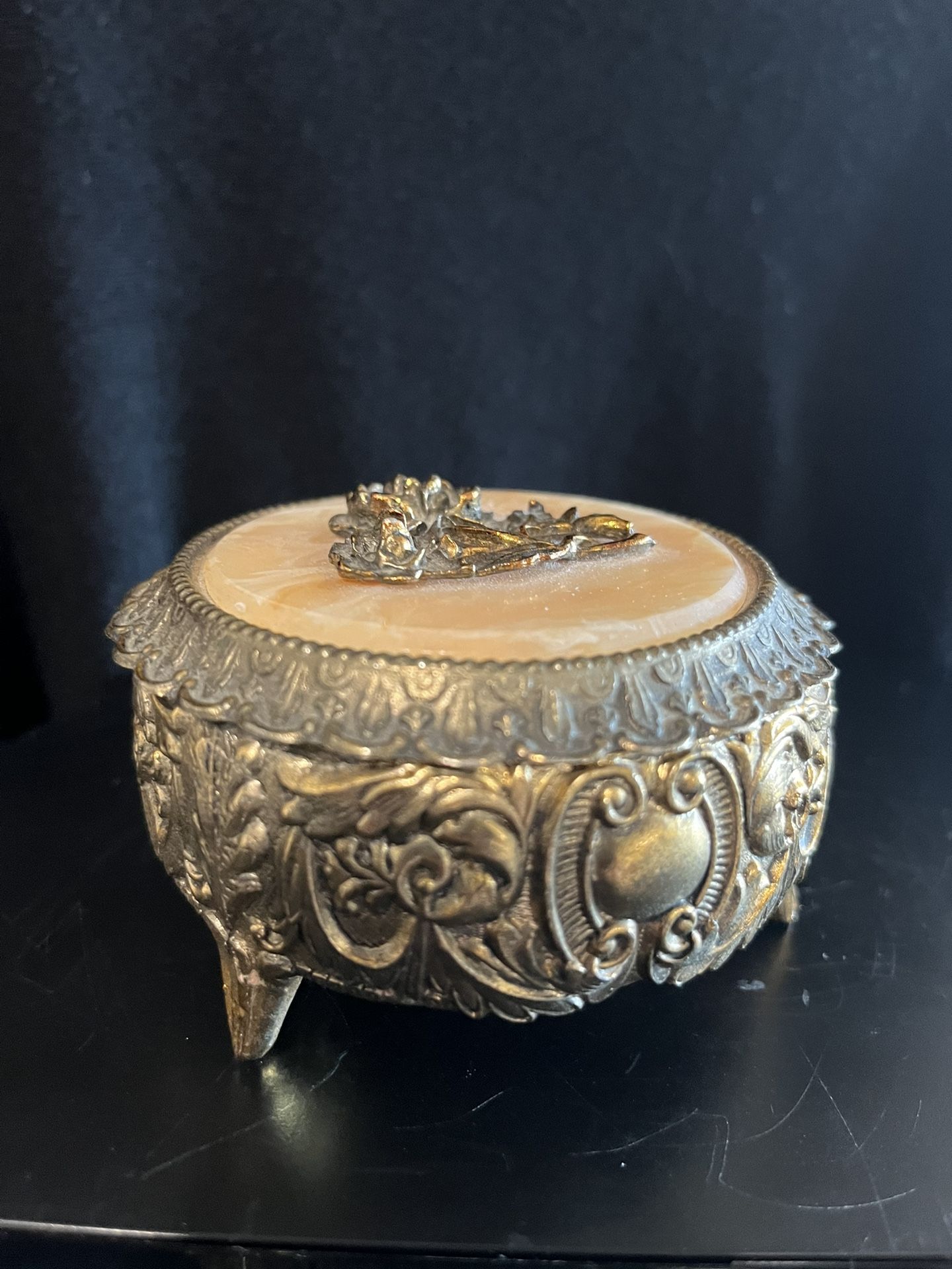 Vintage Sanko Japan Gold Music Box