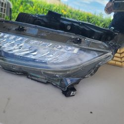 2016 - 2021 HONDA CIVIC LEFT HEADLIGHT DRIVER SIDE FULL LED GENUINE USED OEM.  H2