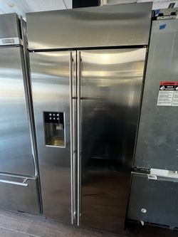 GE monogram 36” Side-By-Side Refrigerator Counter Depth 