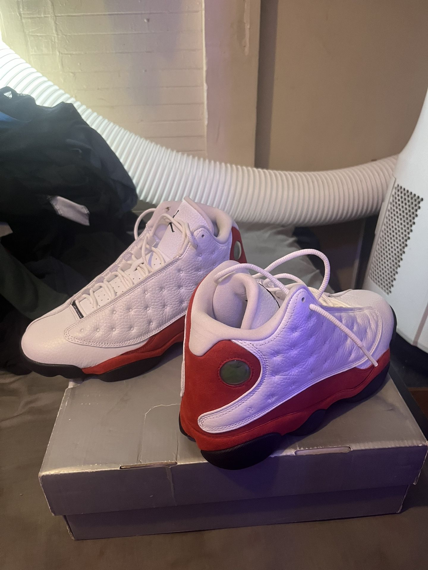 Jordan Retro 13       Size 9