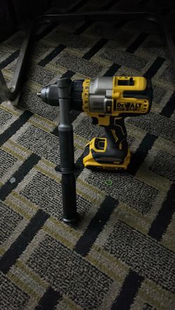 DeWalt Cordless Hammer Drill with Battery