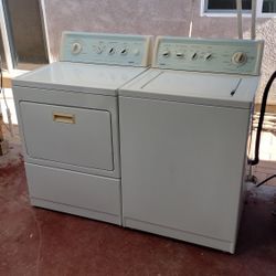 Washer And Gas Dryer 