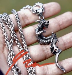 Stainless Steel Mens Bikers Large 30 inch Dragon Pendant Necklace For Men