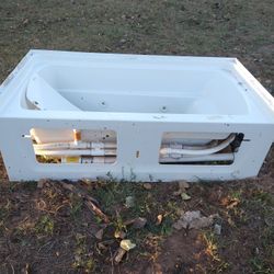 Standard Size Jacuzzi Tub It Works Perfect Took It Out To Install A Two-person Tub