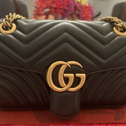 Gucci Marmont Still Looks New 