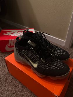 Nike Vapor Max size 7 Youth