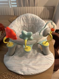 Skip Hop Activity Floor Seat