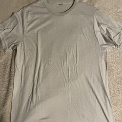 beige t-shirt (medium)