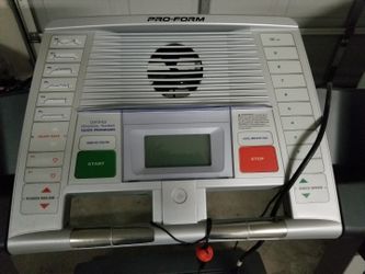 Pro form C 525 protech X2 cushioning Treadmill for Sale in Las