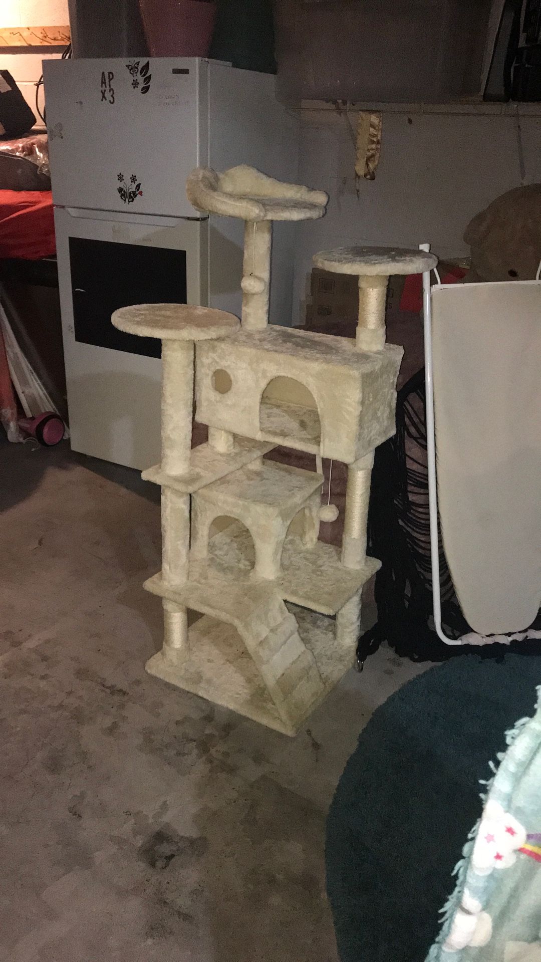 Beautiful Cat house
