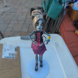 Moster High Zombie Shake