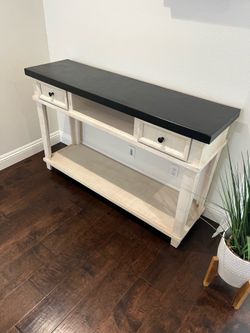 Dinning Buffet Table