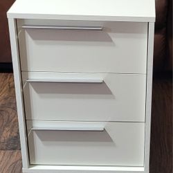 Oxford White 3-Drawer Cabinet