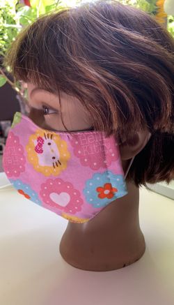 Hello Kitty face mask