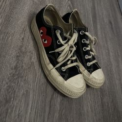 Comme des Garçons PLAY x Converse women’s size 6.5