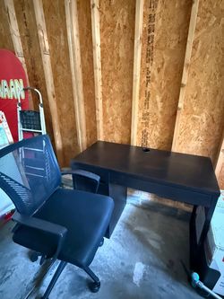 Black Desk and Office Chair Set