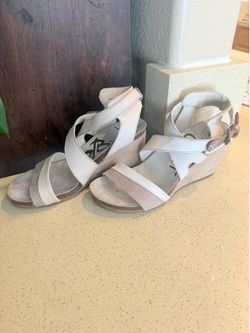 OTOT Freedom Leather Wedge Sandals Taupe Ivory Beige Shoes 6.5 M Cork