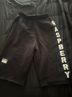 Raspberry Hills 3/4 Shorts