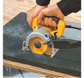 DEWALT Circular Saw