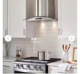 BRAND NEW IN BOX WALL MOUNT RANGE HOOD