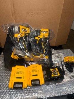 DEWALT ATOMIC 20-Volt MAX Lithium-Ion Cordless Combo Kit (2-Tool) with (2) 2.0Ah Batteries, Charger and Bag