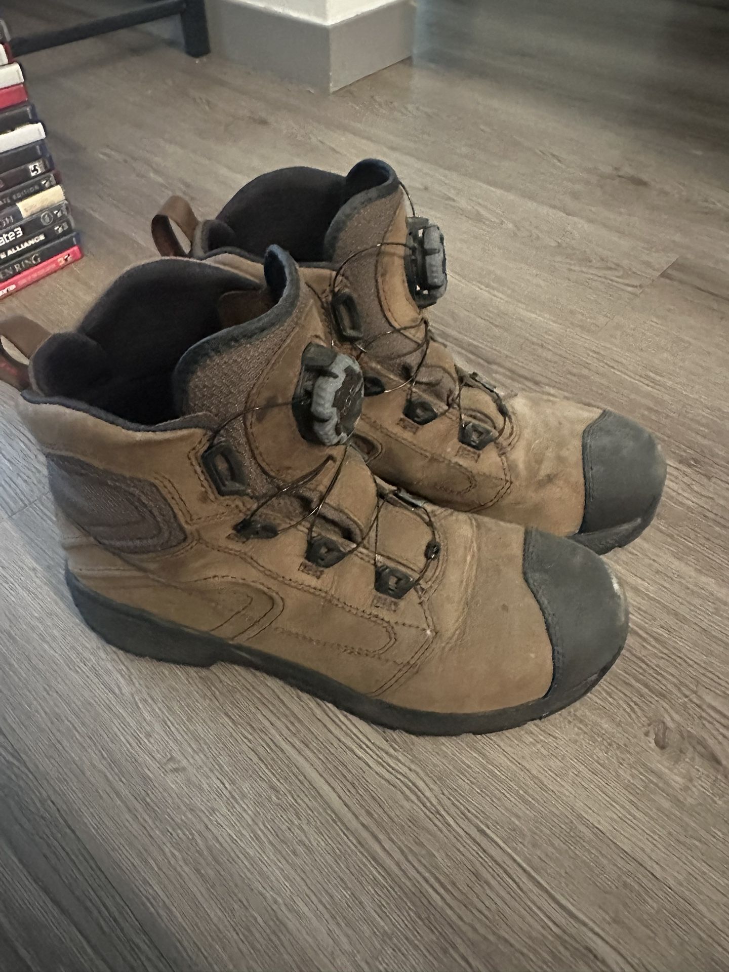 10.5 Red wings Steel toe work boots 