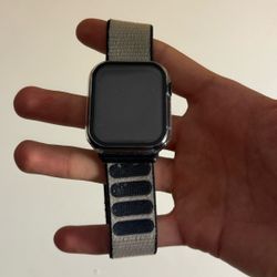 Apple Watch Series 9 45mm (Black) - Excellent Condition