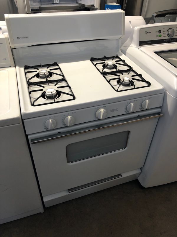 AMERICANA WHITE GAS STOVE for Sale in Lake Elsinore, CA OfferUp