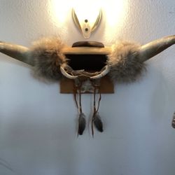 Native American Western Style Wall Hanger
