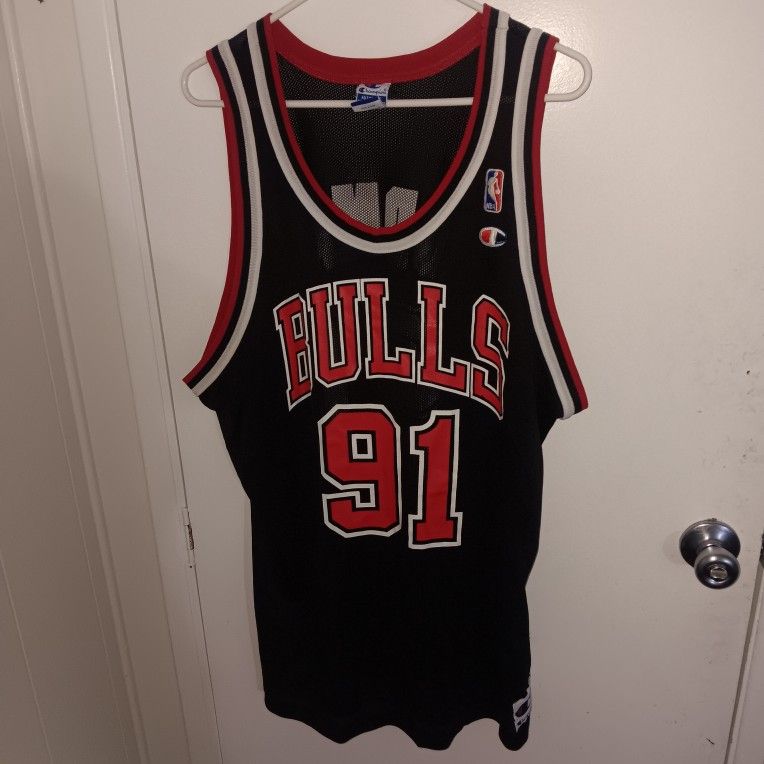 Chicago Bulls Jersey Dennis Rodman Champion Size 48 Authentic