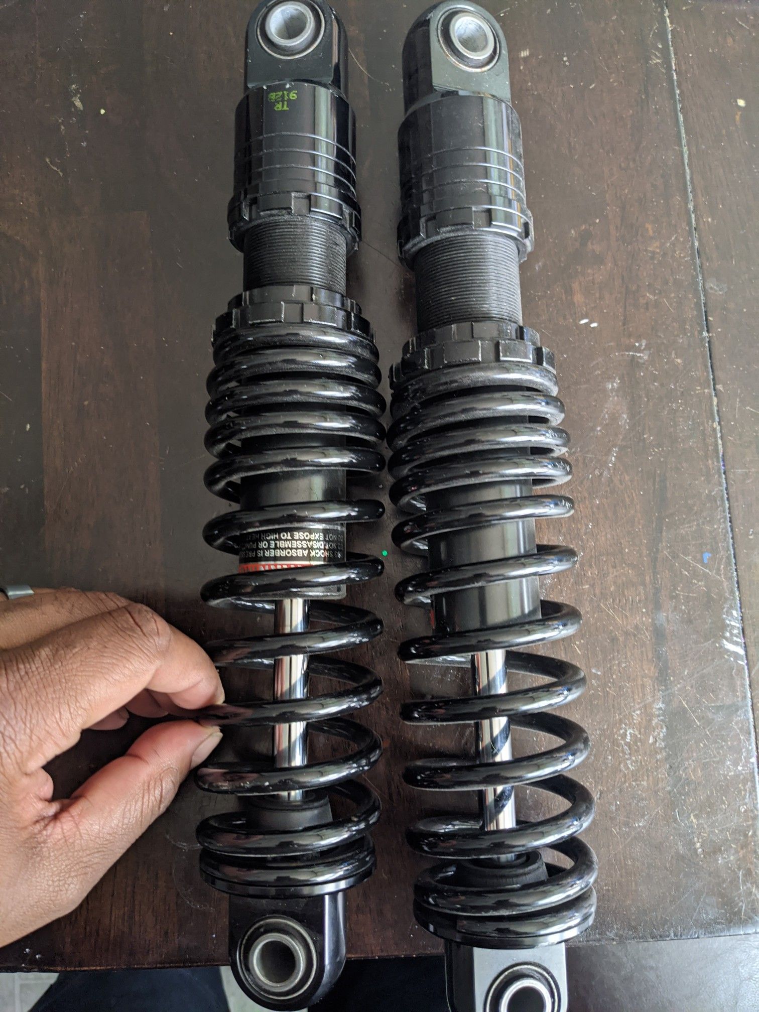 Drag Specialty Shocks (Harley Davidson)