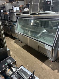 6 ft deli case